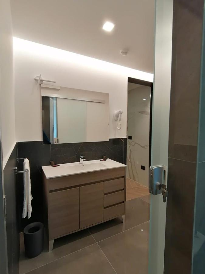 Hotel Xbusiness Нола Экстерьер фото