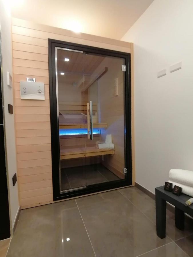 Hotel Xbusiness Нола Экстерьер фото